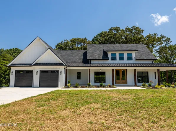 1106 Sophie Dr, Greenback, TN 37742