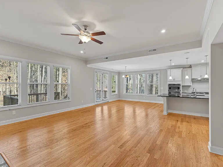 3828 Hickory Manor Dr — Photo 20