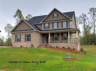 5505 Rambling Rd, Greensboro, NC 27409