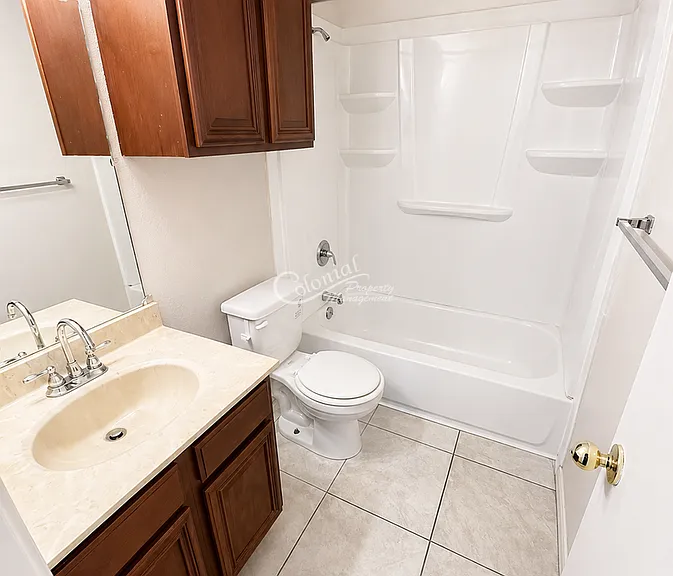 1501 Benttree Dr #B — Photo 10