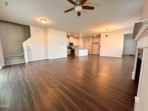 4th image of 3414 Dropseed Dr