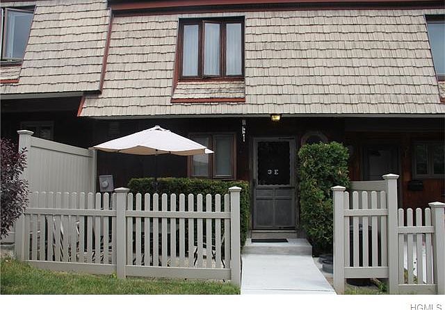 1st image of 3 E Heritage Dr