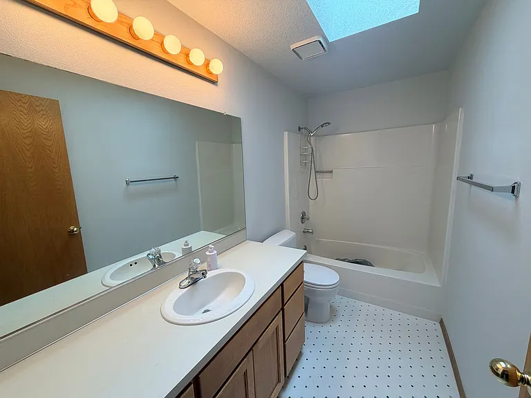 1835 NE 56th Ave — Photo 20