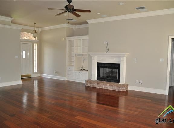 2nd image of 304 Northcreek Dr