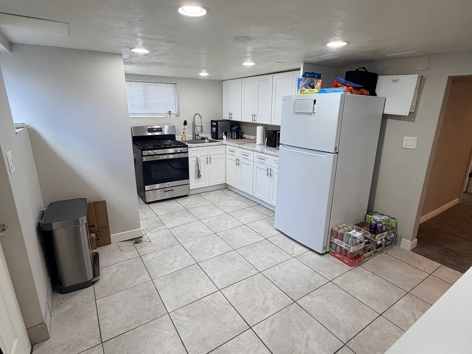 3 bed, 1200 sqft, $550 — Photo 3