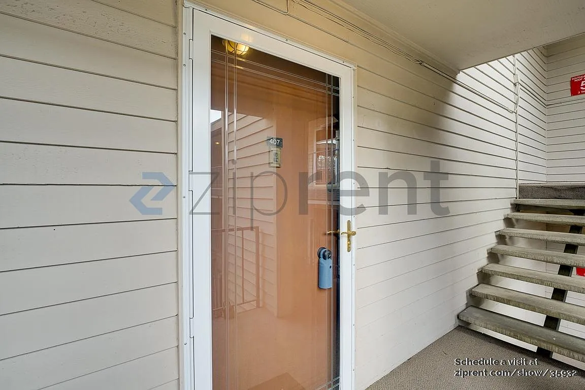 1 bed, 687 sqft, $2,250 — Photo 2