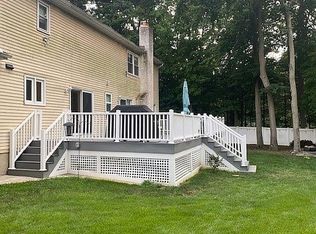3 Westbrook Dr, Morganville, NJ 07751