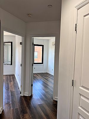 5th image of 28A Lawton St #3