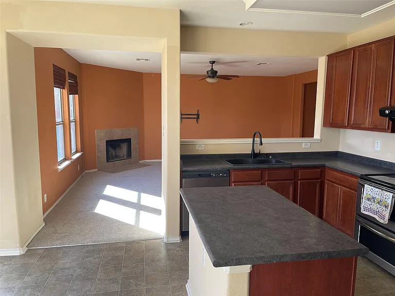 160 Mistletoe Ln — Photo 27