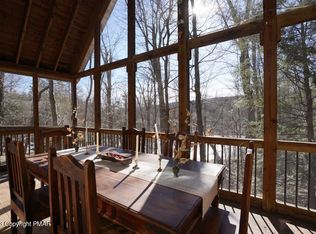 2164 N Gate Rd, Lake Ariel, PA 18436