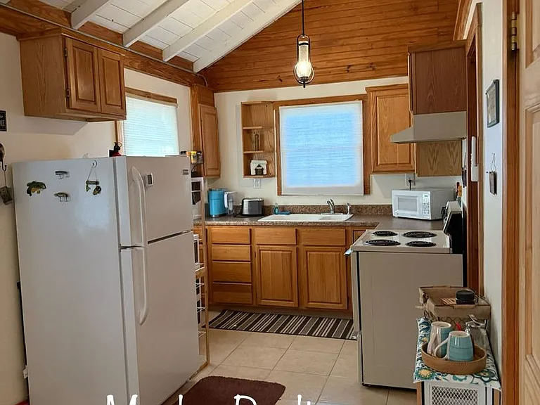 185 Wildflower Ave — Photo 11