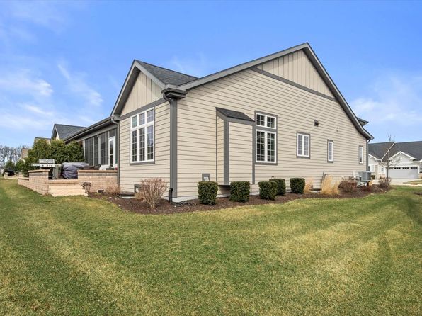 4753 South Cottage LANE, Pleasant Prairie, WI 53158