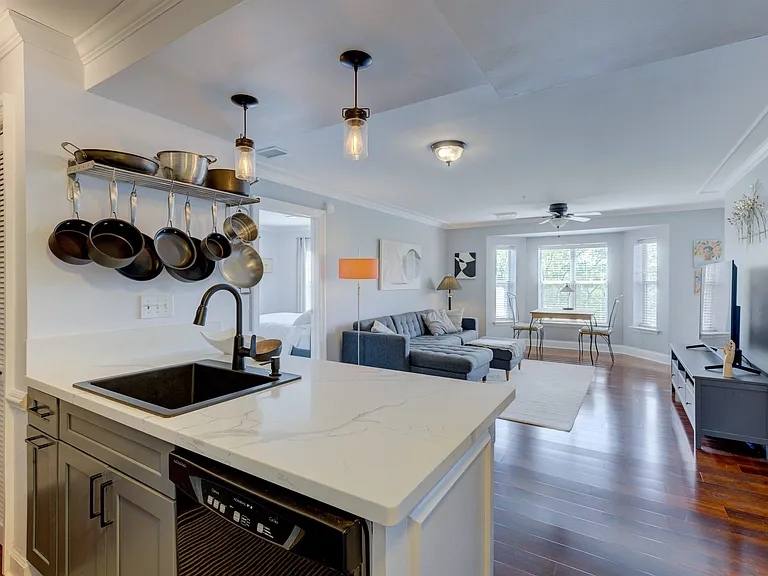 900 Taylor St #401 — Photo 11