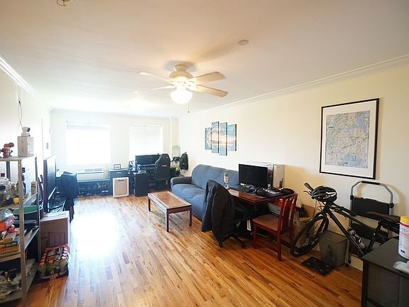 3rd image of 308 21st St #4D