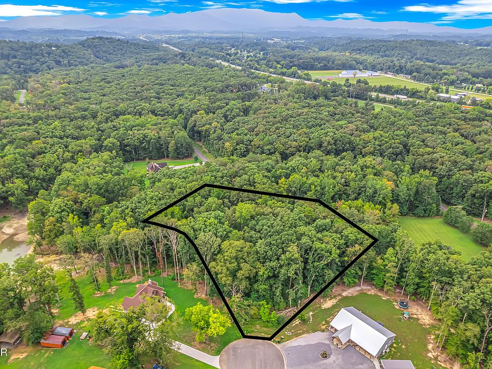1st image of 11 Stokley Ct #11