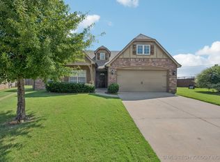 17621 E 44th Pl, Tulsa, OK 74134