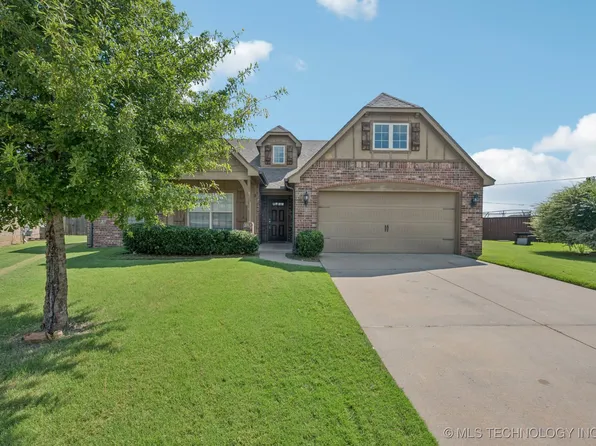 17621 E 44th Pl, Tulsa, OK 74134