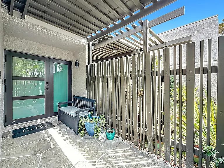 11313 NW 15th St — Photo 13