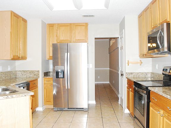 5th image of 2919 Tidewater St