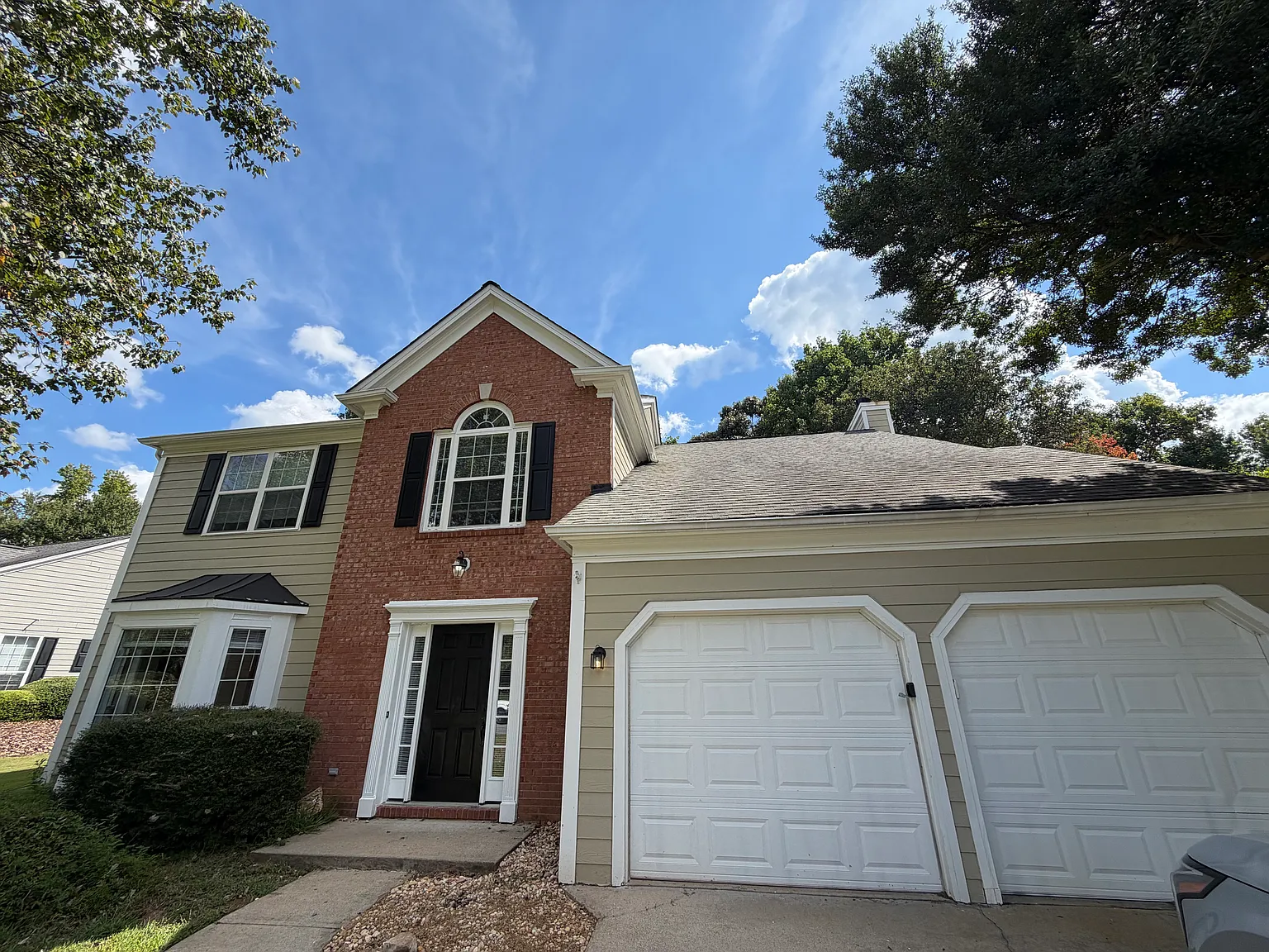 4 bed, 2.5 bath, 2106 sqft, $2,950 — Photo 3