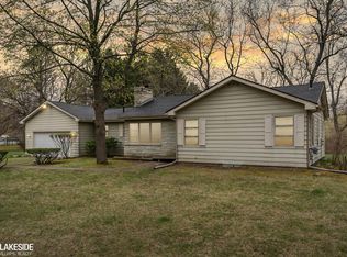 450 N Baldwin Rd, Oxford, MI 48371