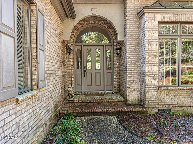 215 Plantation Dr — Photo 73