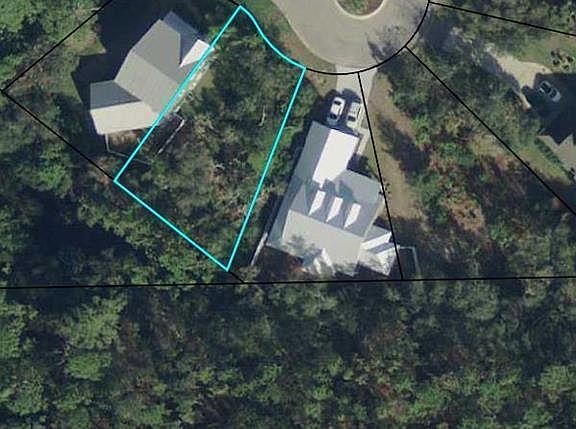 3rd image of 504 Emerald Dr