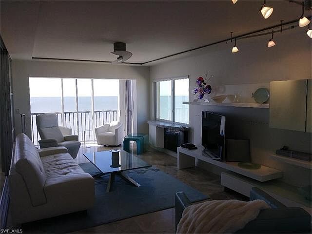 1st image of 25870 Hickory Blvd APT 707