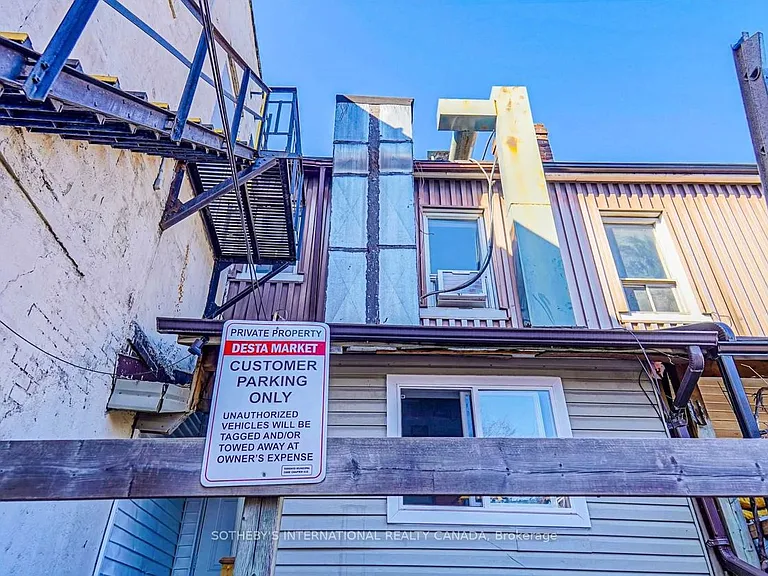 843 Danforth Ave #UPPER — Photo 25