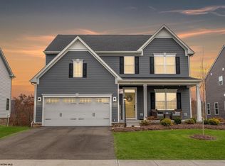 215 Falling Water Ln, Morgantown, WV 26508