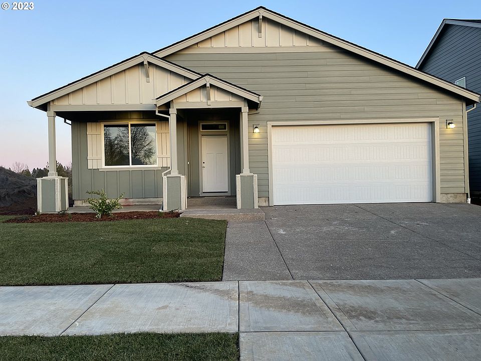2nd image of 1922 SE Teal Ave