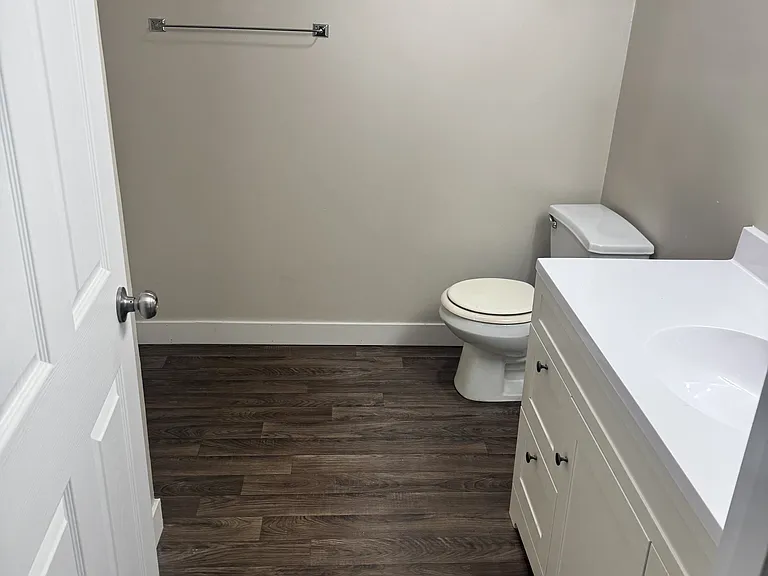 314 Randolph St E #104 — Photo 2