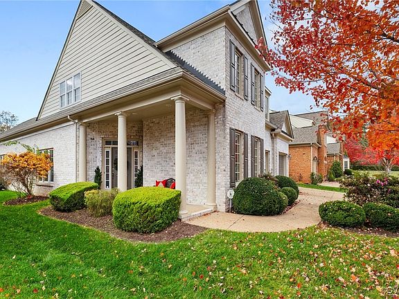 2nd image of 1020 Belva Ct Unit 12