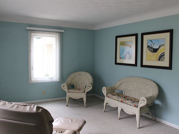 4th image of 2319 Sugarloaf Ave