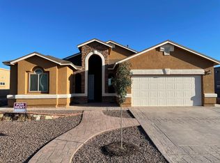 985 Willow River Dr, El Paso, TX 79932
