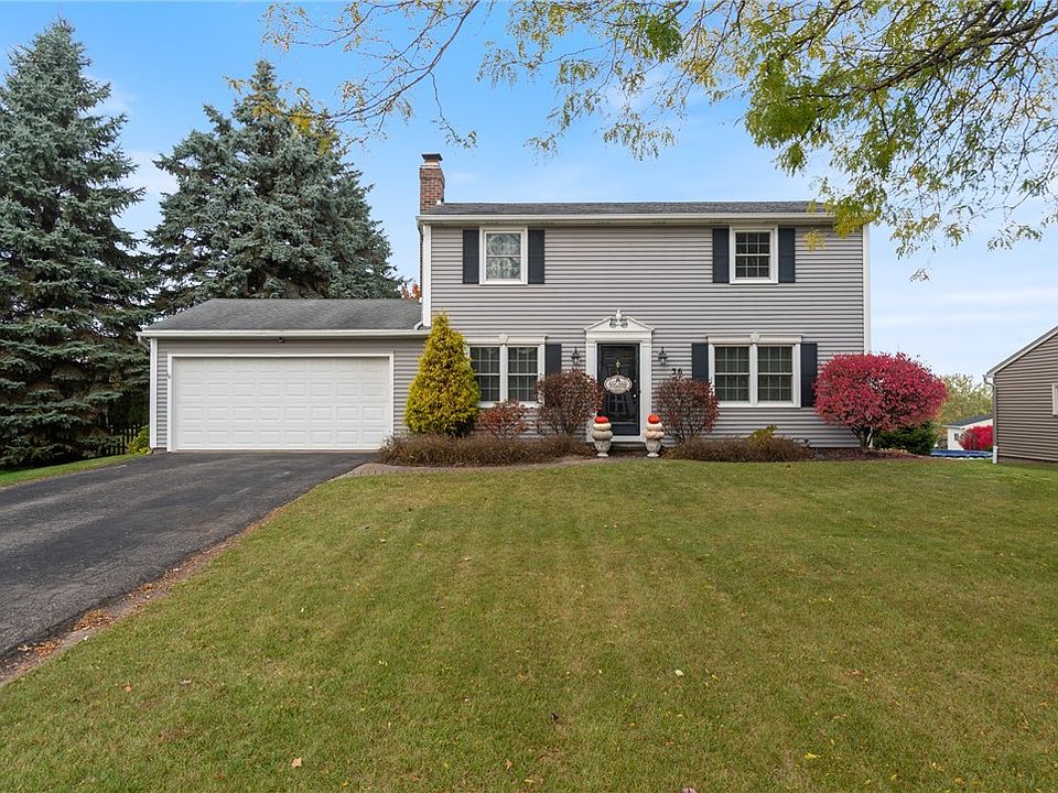 36 Red Post Cres, Fairport, NY 14450 | Zillow