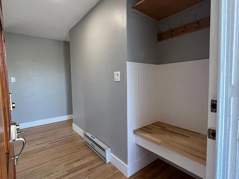 35489 Cleremont Dr — Photo 4