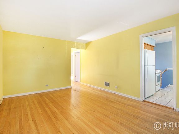 4th image of 3523 Sunset Ln