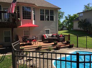16176 Pine Lake Forest Dr, Linden, MI