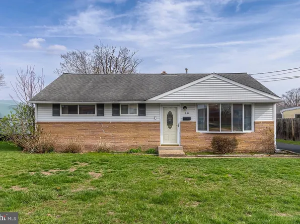 1037 Monmouth Rd, Deptford, NJ 08096