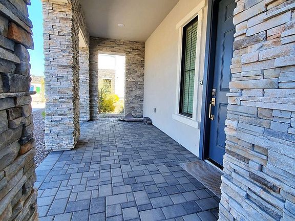 3rd image of 4839 E Paddock Pl