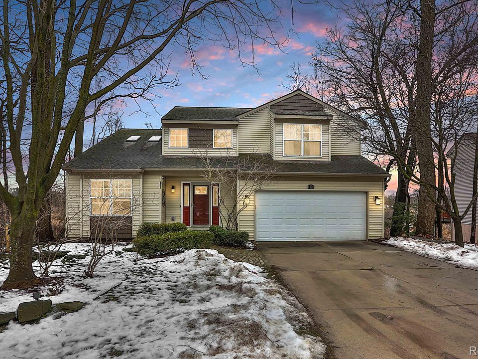1st image of 1120 Kewadin Dr