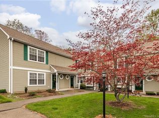 146 Summerhill Rd UNIT 146, Wallingford, CT 06492