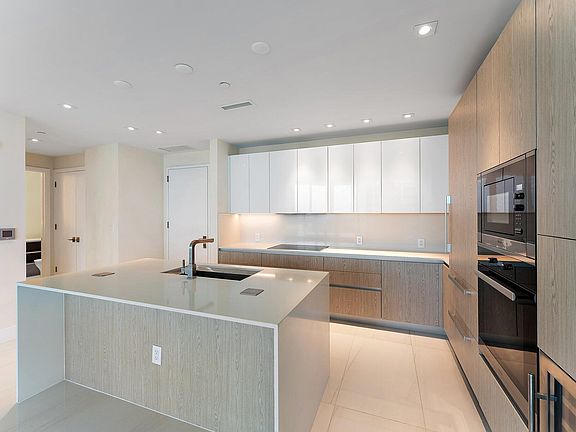 5th image of 3100 N Ocean Dr Unit H-1206