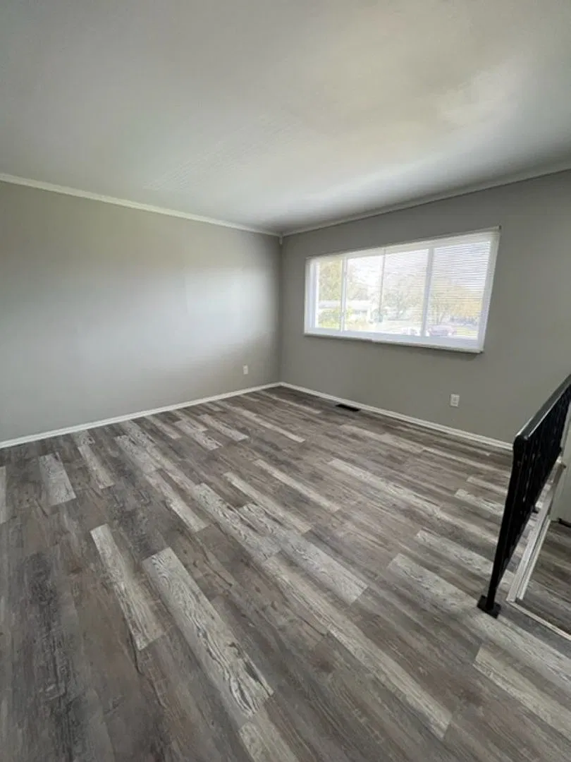 3 Bedroom 1 Bathroom Home with Garage and Fenced Yard! — Photo 4