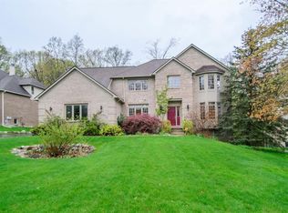 2625 Pin Oak Dr, Ann Arbor, MI 48103