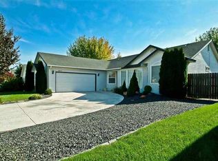 611 W 7th St, Middleton, ID 83644