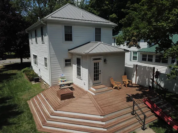 3330 24th Ave, Hudsonville, MI 49426