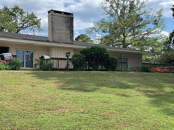5th image of 138 Ski Cove Ln