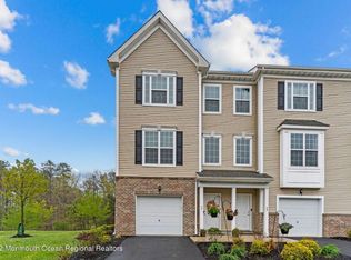 21 Melanie Way, Manahawkin, NJ 08050